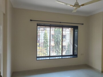 Room in 2 BHK Apartment at Sheth Auris Serenity Tower 1, Malad West – for Sale