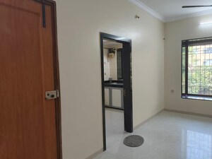 Room in 2 BHK Apartment at Sheth Auris Serenity Tower 1, Malad West – for Sale