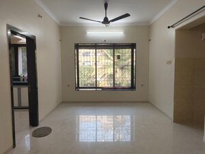 Room in 2 BHK Apartment at Sheth Auris Serenity Tower 1, Malad West – for Sale