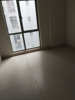 Room in 3 BHK Apartment at Vatika Lifestyle Homes, Sector 83 – for Sale