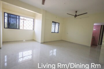 Room in 2 BHK Apartment at Silver Anklet Apartments, Versova – for Rent