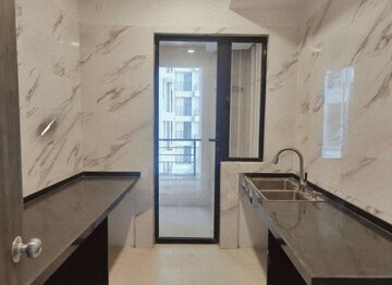 Room in 3 BHK Apartment at Risland The Icon, Dhokali – for Rent