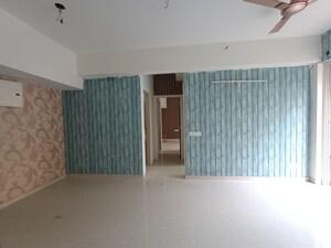Room in 2 BHK Apartment at L And T Seawoods Residences, Seawoods – for Sale