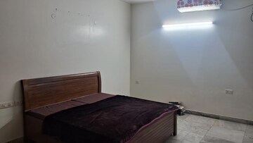Bedroom in 3 BHK Apartment at Ardee City, Sector 52 – for Rent
