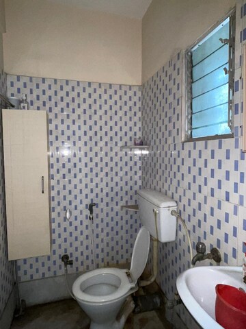Attached Bathroom in 2 BHK Apartment at Prince Anwar Shah Road – for Rent