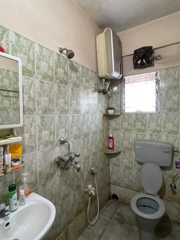 Attached Bathroom in 2 BHK Apartment at Prince Anwar Shah Road – for Rent