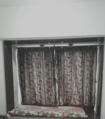 Bedroom in 2 BHK Apartment at Dheeraj Platinum Apartment, Malad West – for Rent