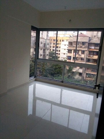 Room in 1 BHK Apartment at New Mahada Colony, Goregaon East – for Rent