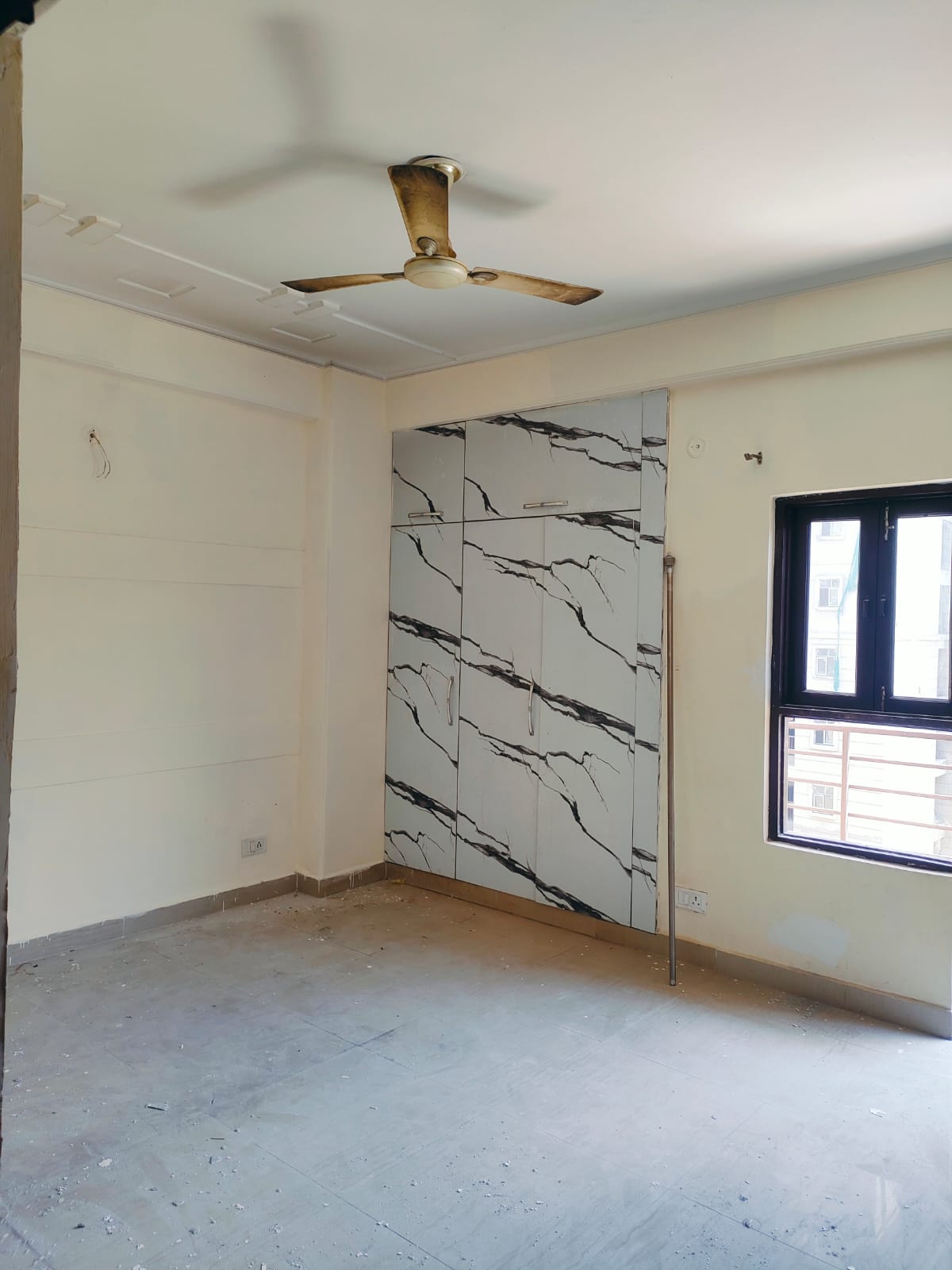 2 BHK 980 Sq.Ft. Apartment in Proview Officer City