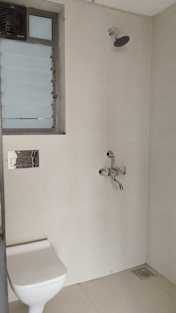 Room in 1.5 BHK Apartment at Runwal My City Phase II Cluster 05, Dombivli East – for Rent