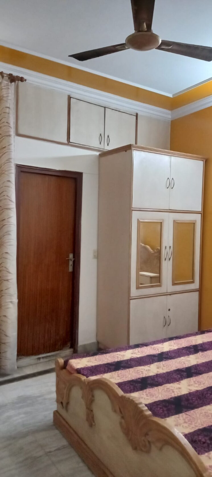 undefined, sector 71 4 Bedroom 300 Sq.Mt. Builder Floor In Sector 71 Noida 8439175