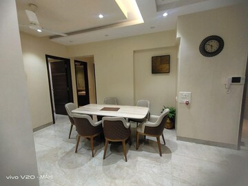 Team Area in 3 BHK Apartment at Santacruz West – for Rent