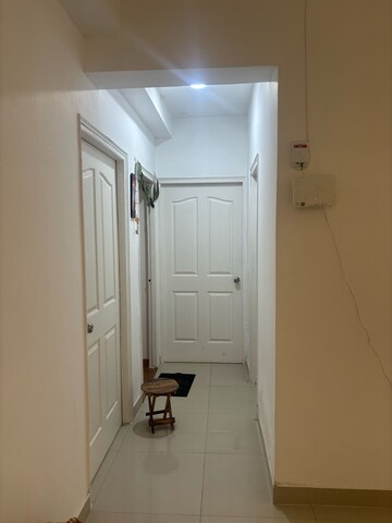 2 BHK Apartment For Rent in RG Luxury Homes, Sector 16b Greater Noida