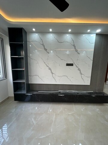 Room in 3 BHK Builder Floor at Sarvodaya Enclave – for Sale