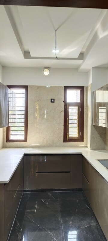 Kitchen in 3 BHK Builder Floor at BP Homes, Sector 85 – for Sale