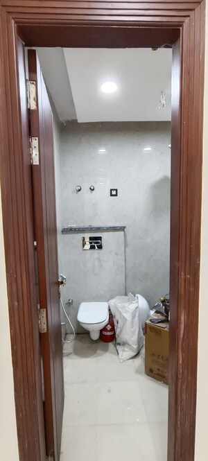 Bathroom in 3 BHK Builder Floor at BP Homes, Sector 85 – for Sale