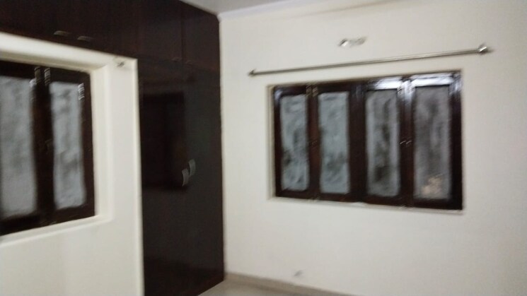 undefined, panchsheel vihar 3 Bedroom 120 Sq.Yd. Builder Floor In Panchsheel Vihar Delhi 8439354