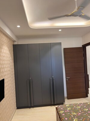 Building Lobby in 3.5 BHK Apartment at DLF The Grove, Sector 54 – for Sale