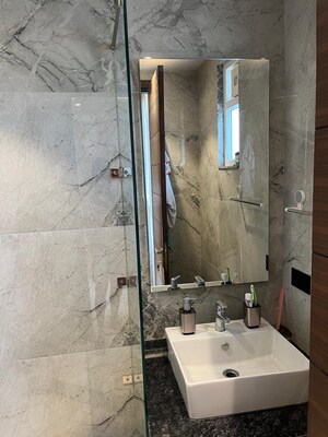 Bathroom in 3.5 BHK Apartment at DLF The Grove, Sector 54 – for Sale