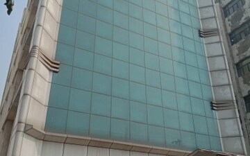 Office Space For Rent in Sector 63