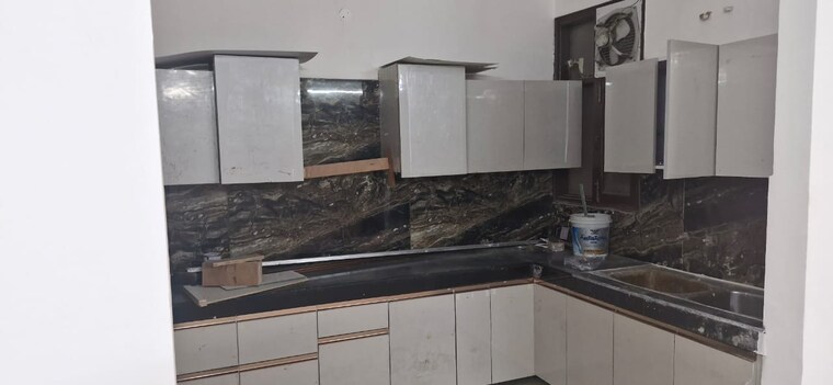 Kitchen, peer mucchalla 3 Bedroom 1650 Sq.Ft. Apartment In Peer Mucchalla Zirakpur 8439442