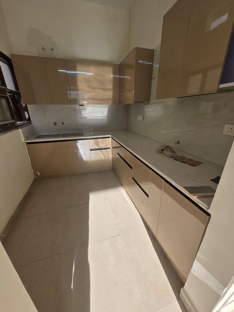 Kitchen, peer mucchalla 3 Bedroom 1650 Sq.Ft. Apartment In Peer Mucchalla Zirakpur 8439442