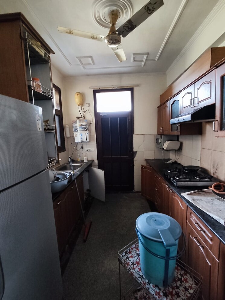 Kitchen, peer mucchalla 3 Bedroom 1800 Sq.Ft. Apartment In Peer Mucchalla Zirakpur 8439470