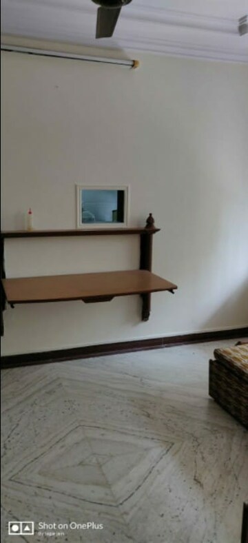 Furnished Amenities in 1 BHK Apartment at Shree Mahavir Darshan, Lower Parel – for Rent
