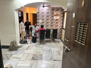 Living Room in 2 BHK Apartment at Park Avenue Apartment Kandivali, Kandivali West – for Sale