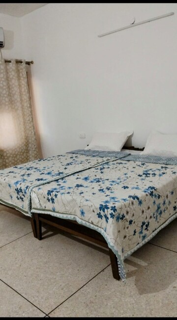 Bedroom in 2 BHK Builder Floor at Madhya Marg – for Rent