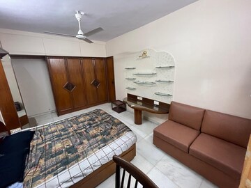 Bedroom in 1 BHK Apartment at Manju Mahal Apartment, Pali Hill – for Rent