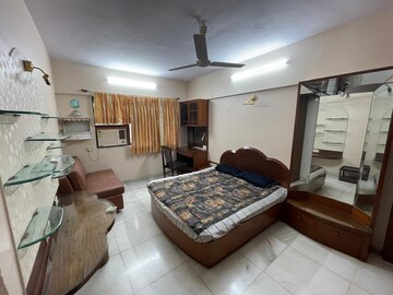 Bedroom in 1 BHK Apartment at Manju Mahal Apartment, Pali Hill – for Rent