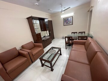 Master Bedroom in 1 BHK Apartment at Manju Mahal Apartment, Pali Hill – for Rent