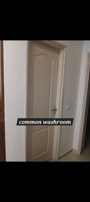 Building Lobby in 3 BHK Apartment at Omaxe R2, Gomti Nagar – for Sale