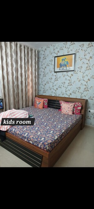 Bedroom in 3 BHK Apartment at Omaxe R2, Gomti Nagar – for Sale