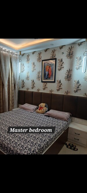 Bedroom in 3 BHK Apartment at Omaxe R2, Gomti Nagar – for Sale