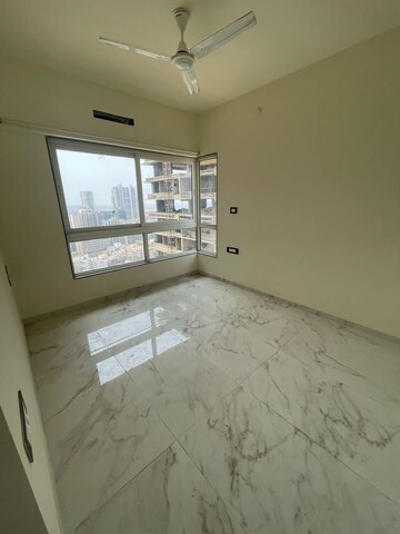 Room in 2 BHK Apartment at Sahyog Oshi, Oshiwara – for Rent