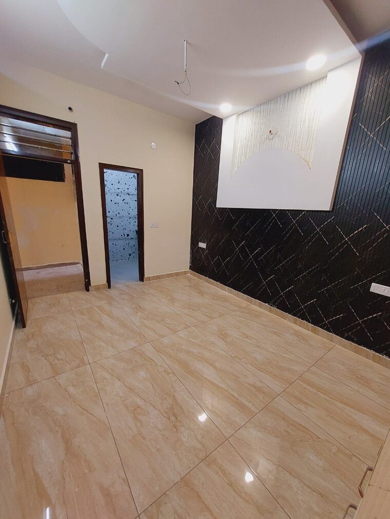 Bedroom, peer mucchalla 3 Bedroom 1550 Sq.Ft. Builder Floor In Peer Mucchalla Zirakpur 8439572