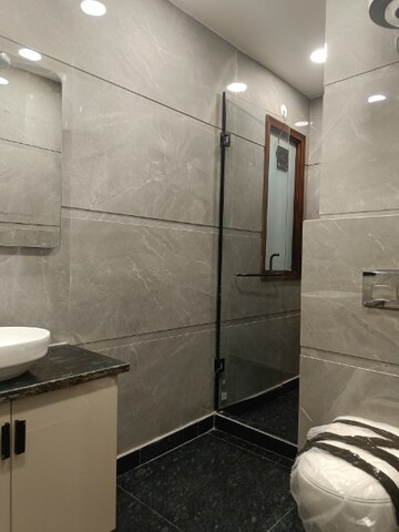 Bathroom in 4 BHK Builder Floor at Uppal Southend, Sector 49 – for Sale