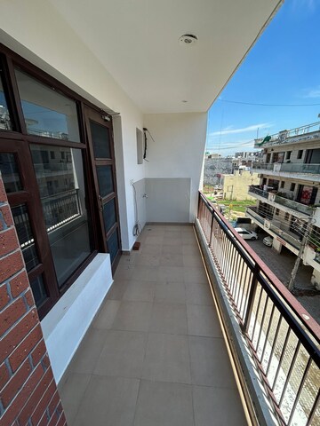Balcony in 3 BHK Builder Floor at Shiva Enclave Zirakpur, Patiala Road – for Rent