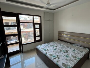 Bedroom in 3 BHK Builder Floor at Shiva Enclave Zirakpur, Patiala Road – for Rent