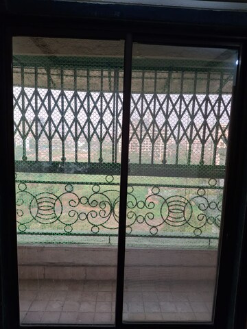 Master Bedroom in 3 BHK Apartment at Regency Estate, Dombivli East – for Rent