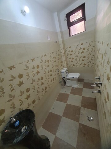 Bathroom in 1 RK Builder Floor at Aadharshila Apartment, Sarita Vihar – for Rent