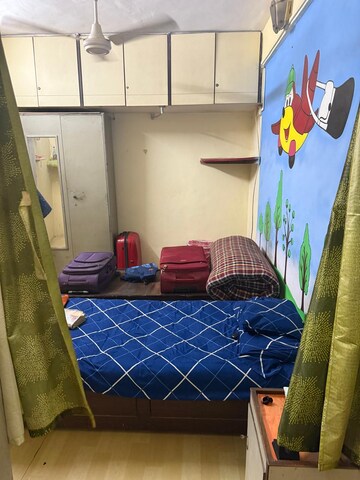 Bedroom in 1 BHK Apartment at Jyoti Complex, Goregaon East – for Rent