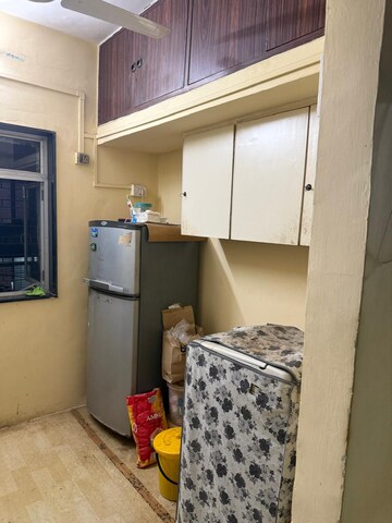 Living Room in 1 BHK Apartment at Jyoti Complex, Goregaon East – for Rent