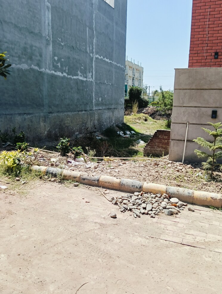 Exterior View, ambala highway  125 Sq.Yd. Plot In Ambala Highway Zirakpur 8439618