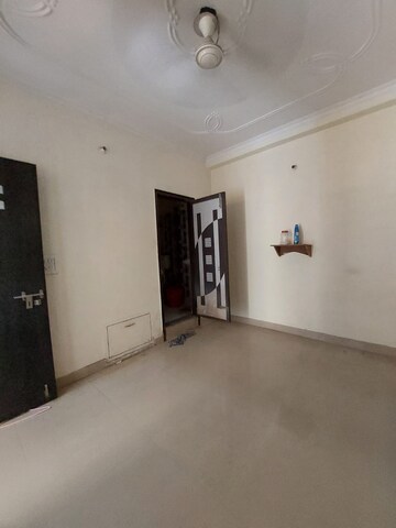 Room in 1 BHK Apartment at Aadharshila Apartment, Sarita Vihar – for Rent