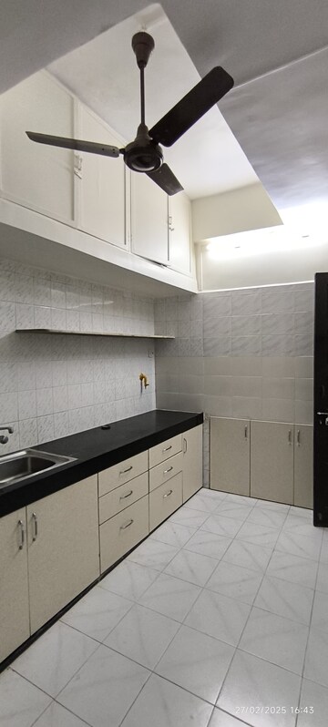 Kitchen in 4 BHK Villa at Union Park, Chembur – for Rent