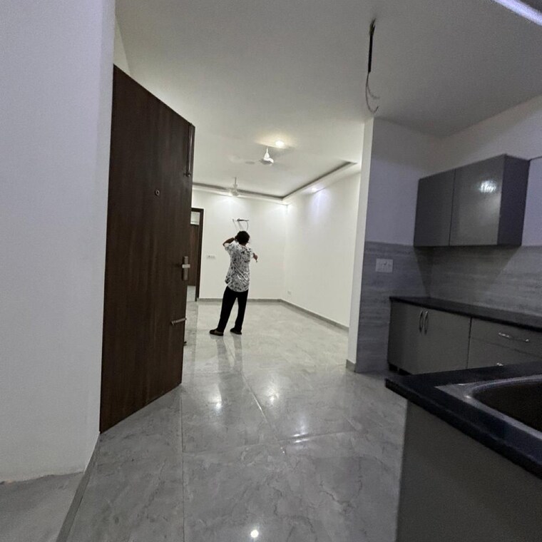 Room, risland-sky-mansion 3 Bedroom 150 Sq.Yd. Builder Floor In Chattarpur Delhi 8439709
