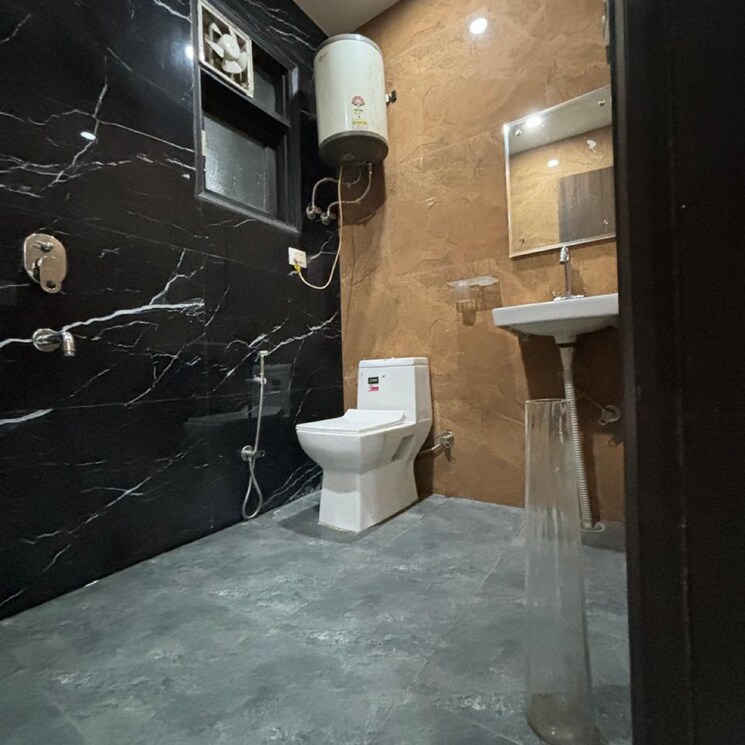 Attached Bathroom, risland-sky-mansion 3 Bedroom 150 Sq.Yd. Builder Floor In Chattarpur Delhi 8439709